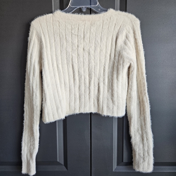 Urban Outfitters Martini Fuzzy Cropped Sweater Sz M - Picture 2 of 6